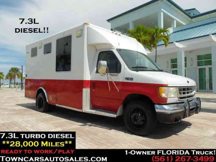 Ford E450 Ambulance Camper Van RV 28K Miles (1999)