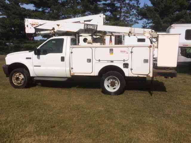 Ford F 450 Bucket Truck (2001)