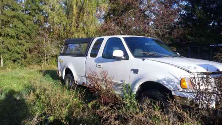 Ford XLT (2001)