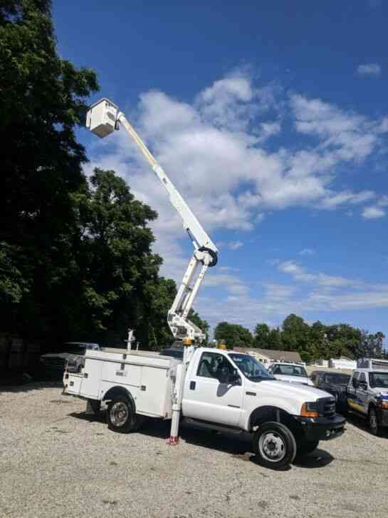 Ford F550 BUCKET TRUCK (2000)