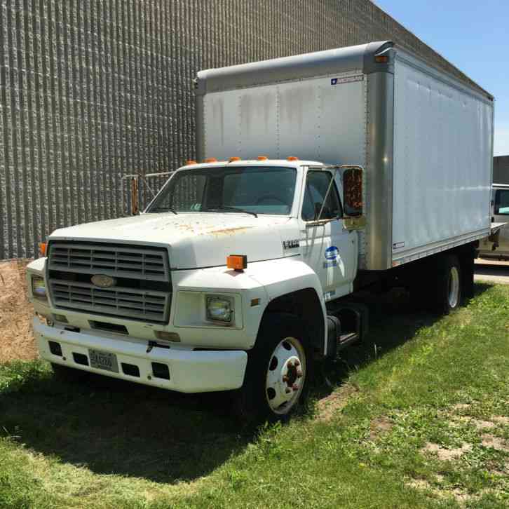 Ford F700 (1994)