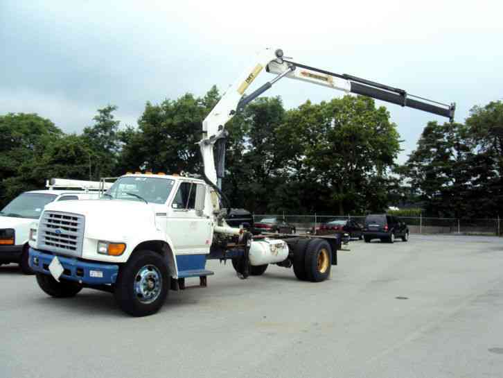 Ford F700 Boom Crane Truck Propane Powered F700 Boom Crane 10. 5/76 Articualting & Outriggers (1997)