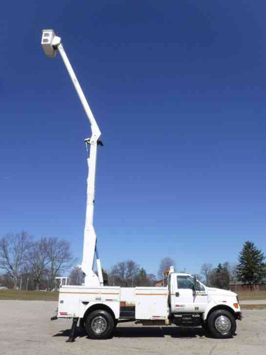 Ford FORD F750 55' BUCKET TRUCK (2000)