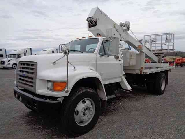 FORD F800 BUCKET BOOM TRUCK (1995)