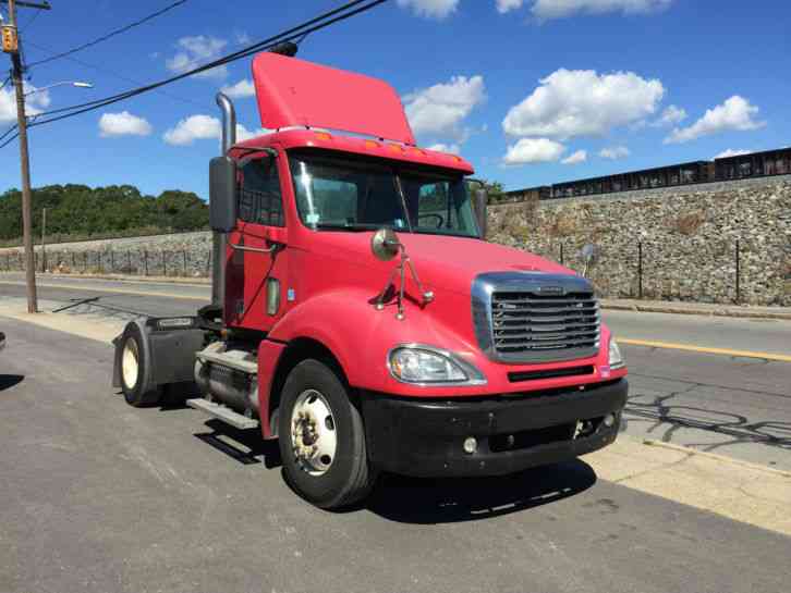 Freightliner CL120 (2007)