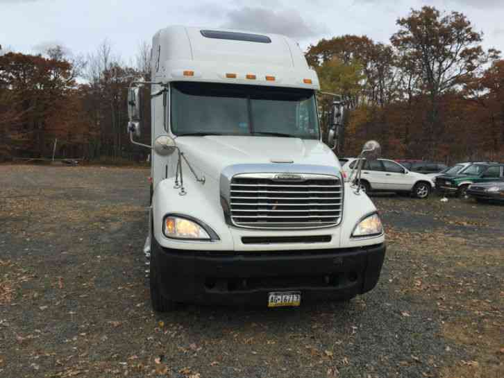 Freightliner COLUMBIA (2004)