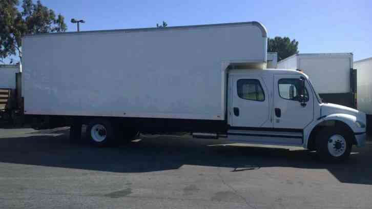 Freightliner Crew Cab Box Truck 24ft LIFTGATE 26, 000# gvwr UNDER CDL (2016)