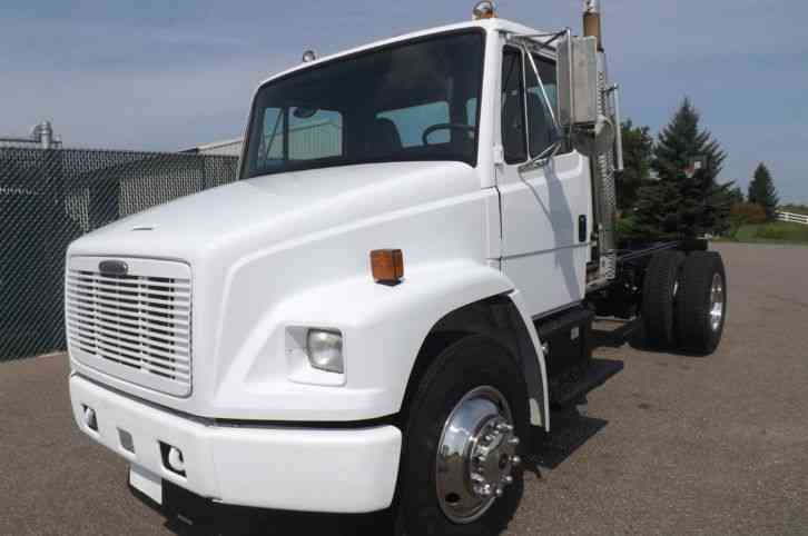 Freightliner FL70 (1999)