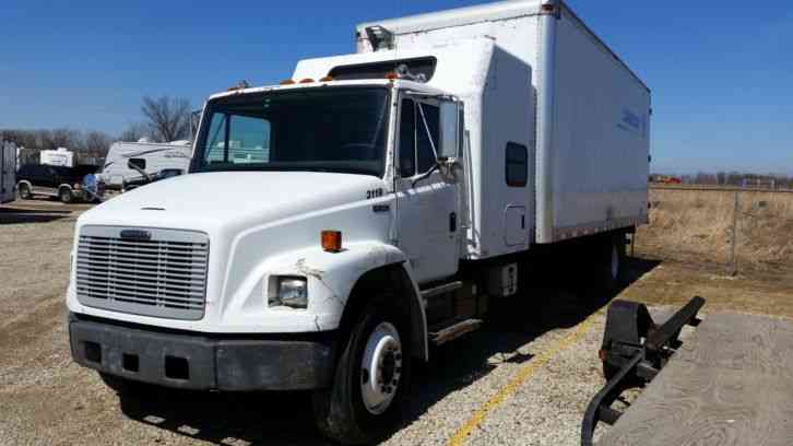 Freightliner fl80 (2000)