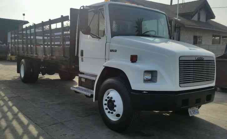 Freightliner FL70 (2001)