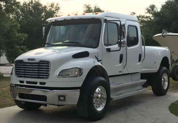 Freightliner FREIGHTLINER M2 106 BUSINESS CLASS (2008)