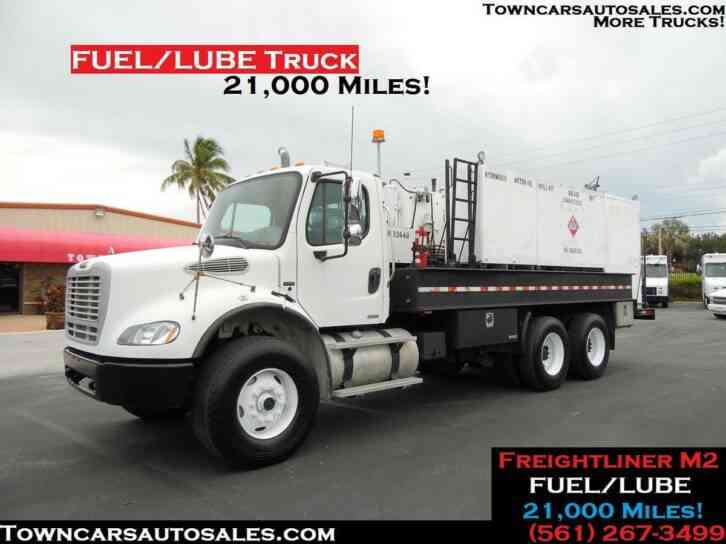 Freightliner M2 112 FUEL / LUBE Body Truck Service Truck--21, 000 Miles!