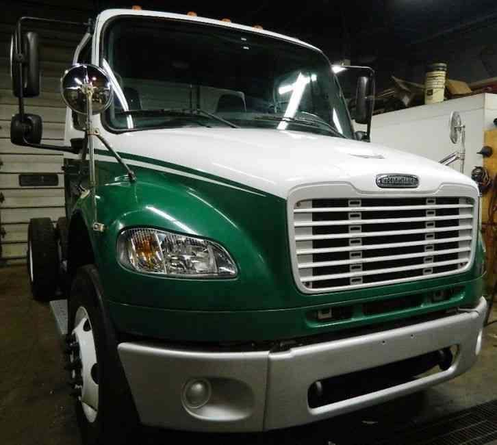 Freightliner M2 (2005)