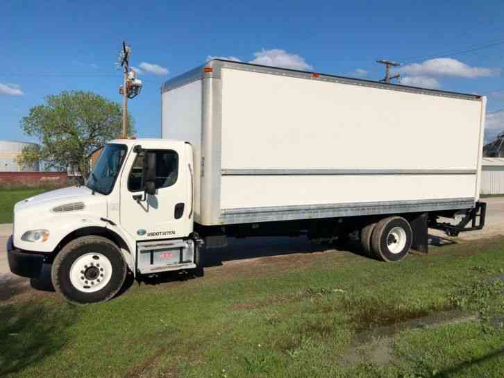 Freightliner M2 106 VAN TRUCK (2013)