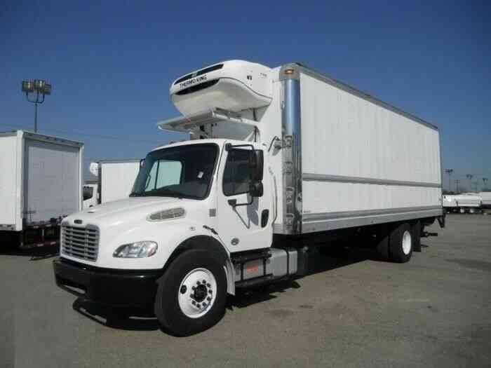 Freightliner 26ft Refrigrated Box Truck liftgate 26k lbs GVW under CDL (2014)