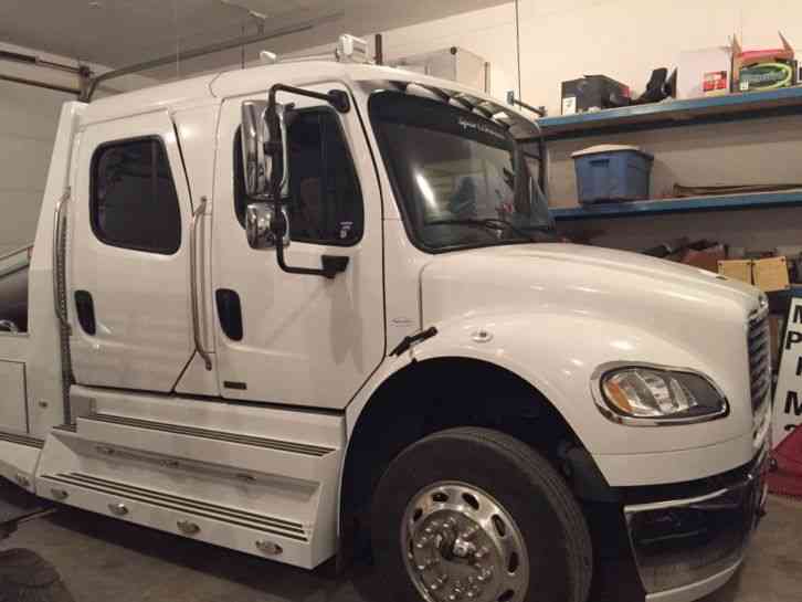 Freightliner sport chassis