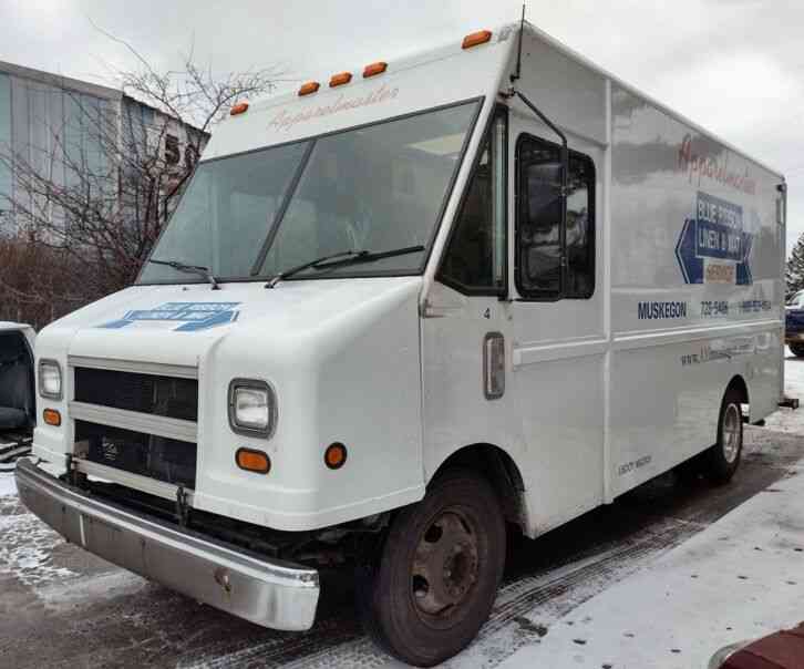 GM Step Van - Fedex Truck - Food Delivery - Workhorse - Cube Box - Utilimaster