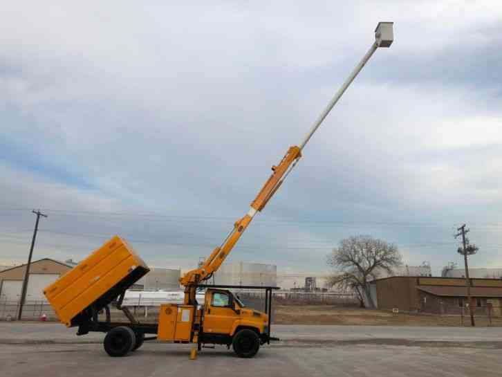 GMC C7500 FORESTRY BUCKET TRUCK (2003)