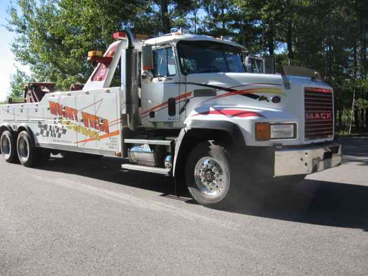 Mack Elite CL (1997)