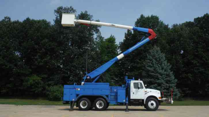 International 4900 Tandem (2001)