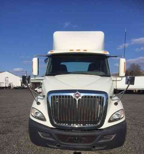 International Prostar + 113 6x4 (2012)