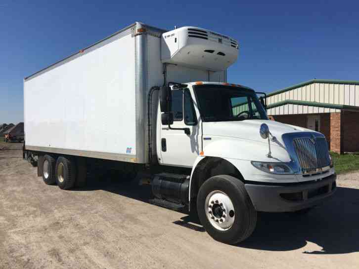 International 4400 (2009)