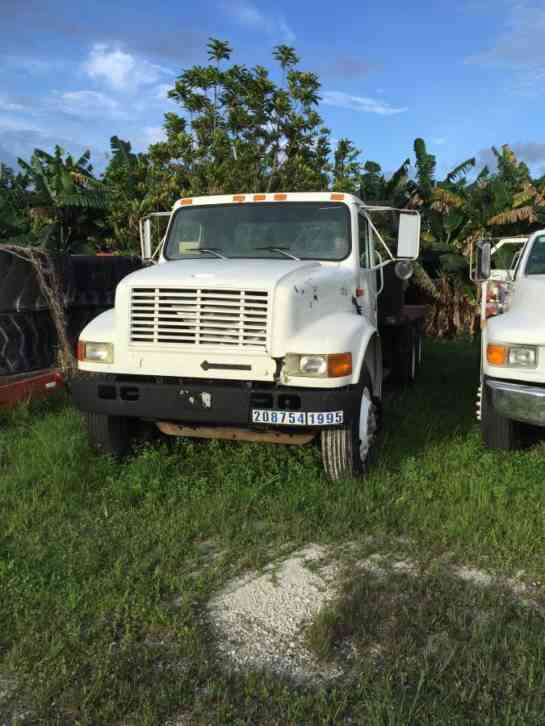 International 4700 (1994)