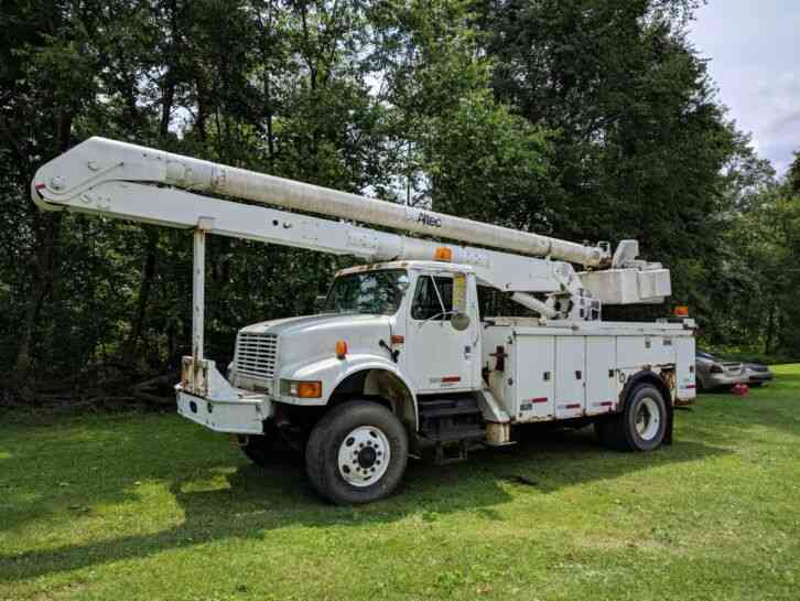 International 4800 4x4 60ft AN755 Bucket Truck