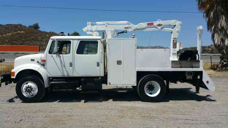 International 4900 DT466 (1995)