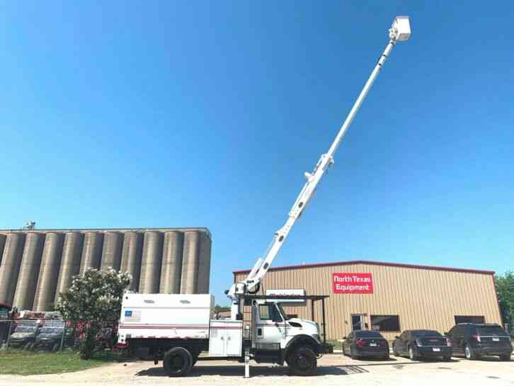 International 7300 FORESTRY BUCKET TRUCK (2009)