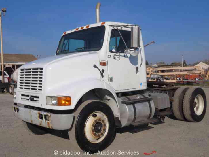 International 8100 (2003)