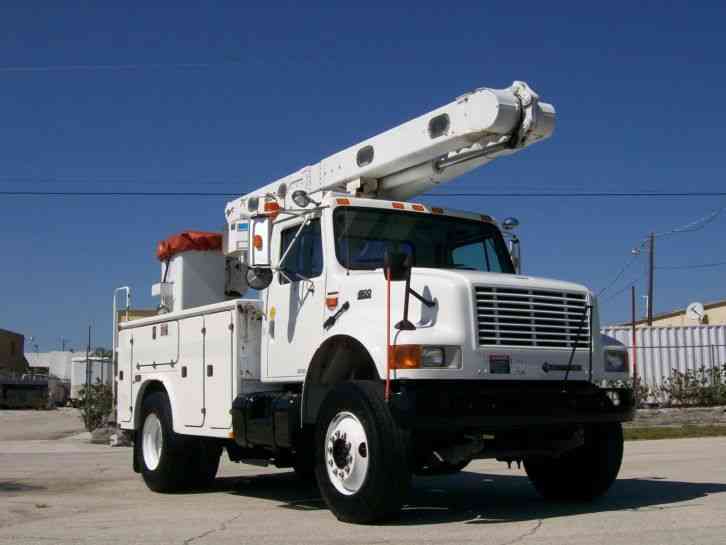 International 4800 (2001)