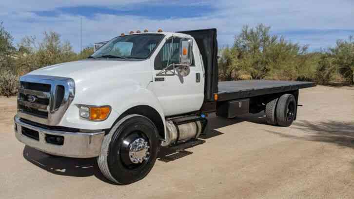 Ford F650 22 FLATBED 30K MILES CUMMINS AUTOMATIC FLAT B (2012)