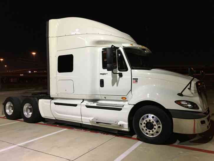 International PROSTAR SLEEPER PLUS (2012)