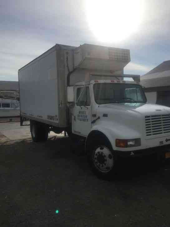 International 4700 (1999)