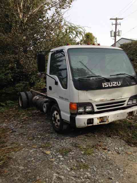 Isuzu NPR (2000)