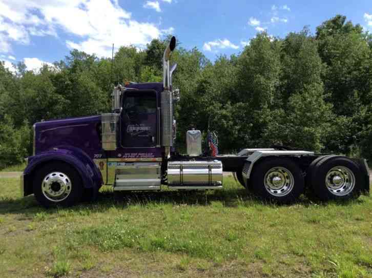 Kenworth W900L (2006)