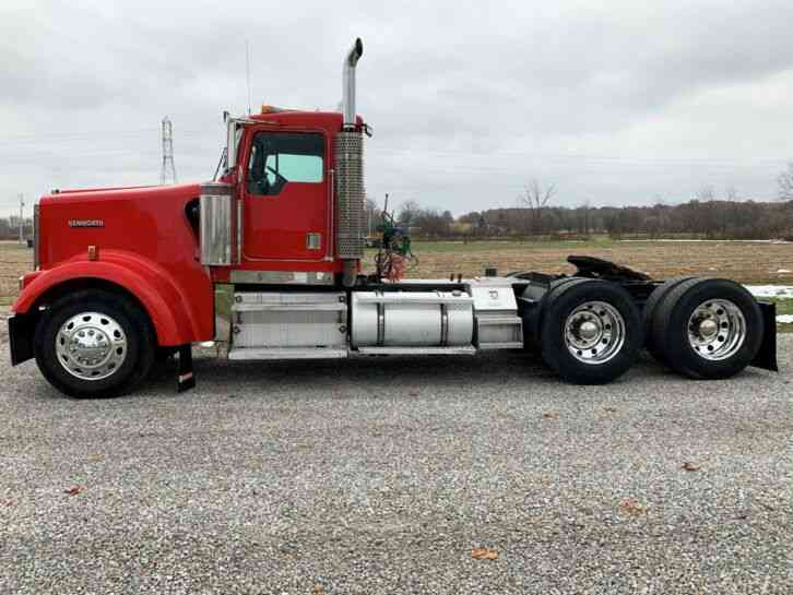 Kenworth W900 (2000)