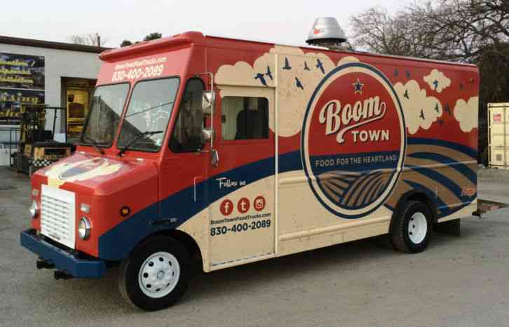 Ford Loaded Food Truck w/ Extras (1992)