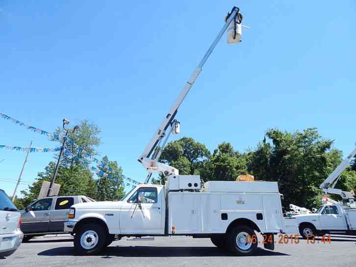 Ford F-450 SUPER DUTY BUCKET TRUCK (1997)