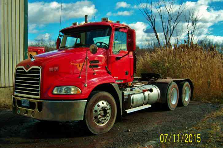 Mack CXN 613 (2007)