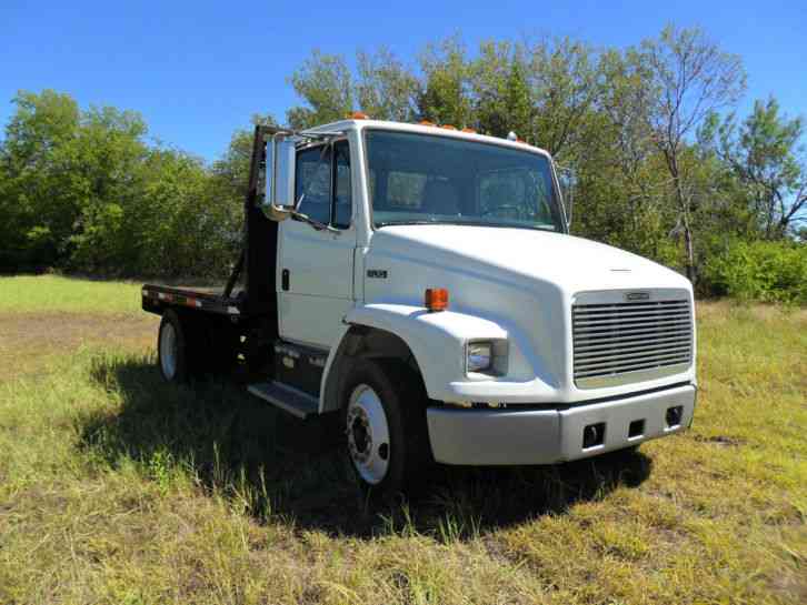 Freightliner FL70 (2001)