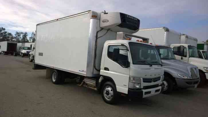 Mitsu Reefer truck 18ft Refrigerated box -Carrier Supra 550 w electric stanby- 18K LBS GVWR- diesel (2012)
