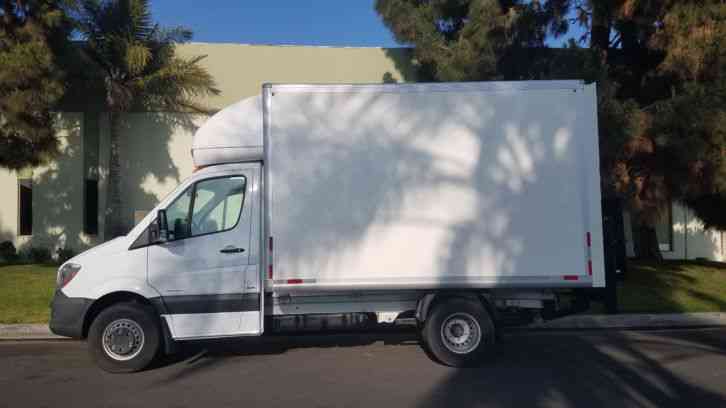 Mercedes-Benz Sprinter 3500 144 (2014) : Van / Box Trucks
