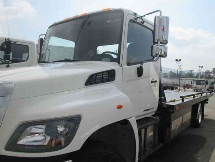Hino 258ALP TOW TRUCK -21FT JERRDAN FLATBED BED - AIR RIDE- UNDER CDL- (2015)