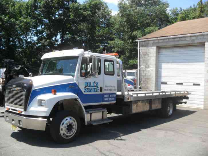 Freightliner FL70 (2003)