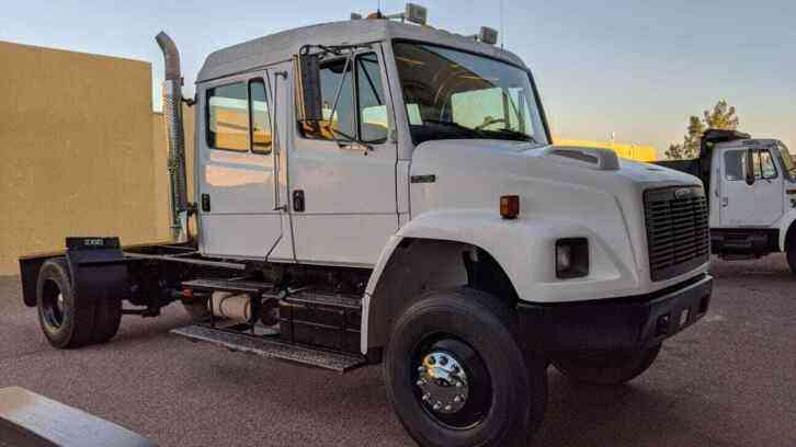 Freightliner FL70 4x4 CREW CAB ONLY 39K MILES VIDEO!! (2001)