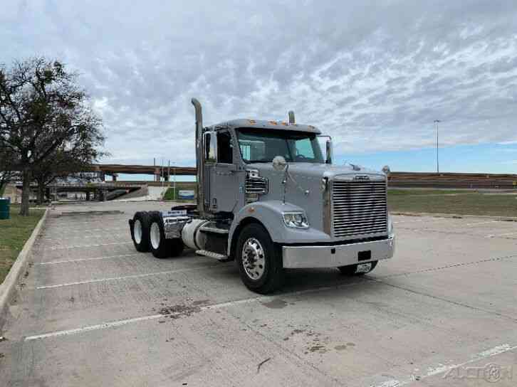 Freightliner CORONADO 132 (2015)