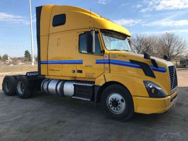 Volvo VNL64T670 (2016)