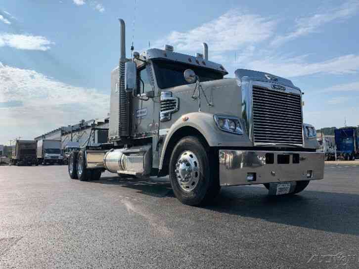 Penske Used Trucks - unit # 151610 - 2016 Freightliner CORONADO 132